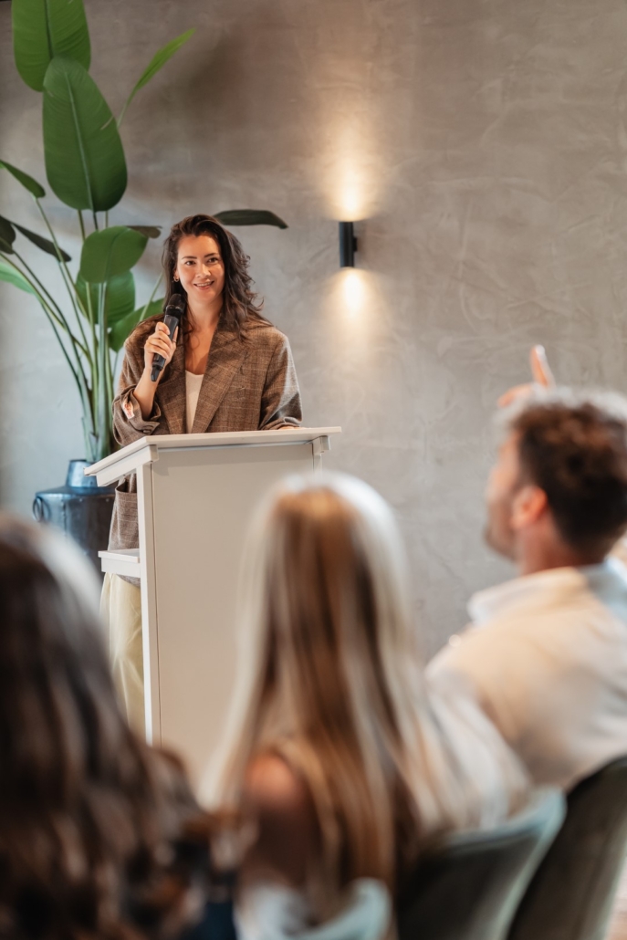 FAVORI-DeHofbeeldbank44 (Groot) FAVORI DeHofbeeldbank44 Groot Restaurant De Hof